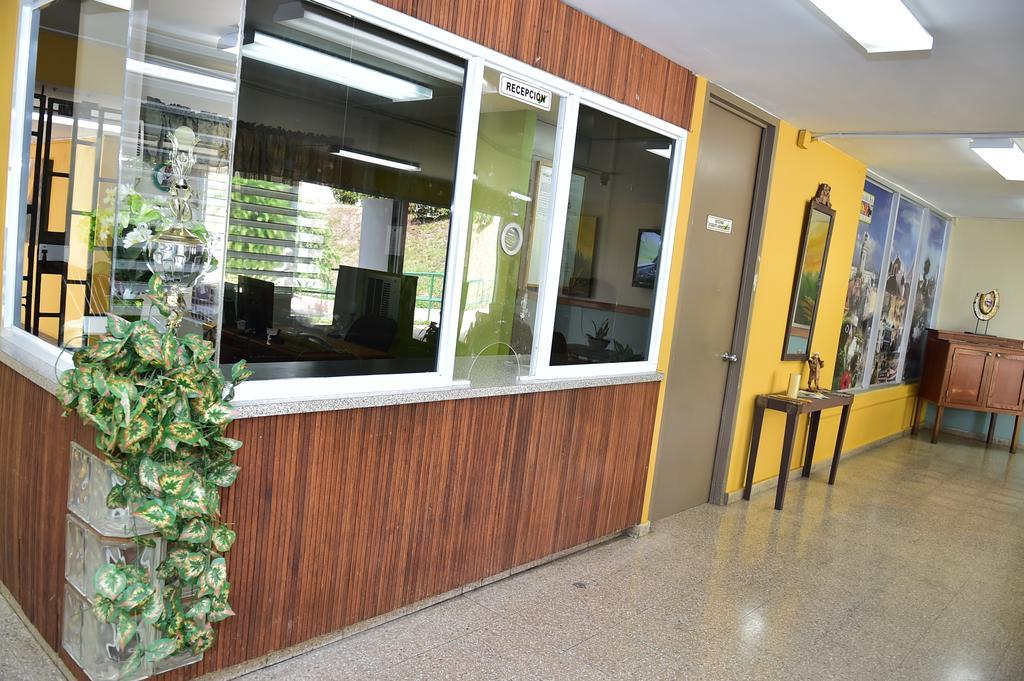 Hostal Universitario San Germán Exterior foto
